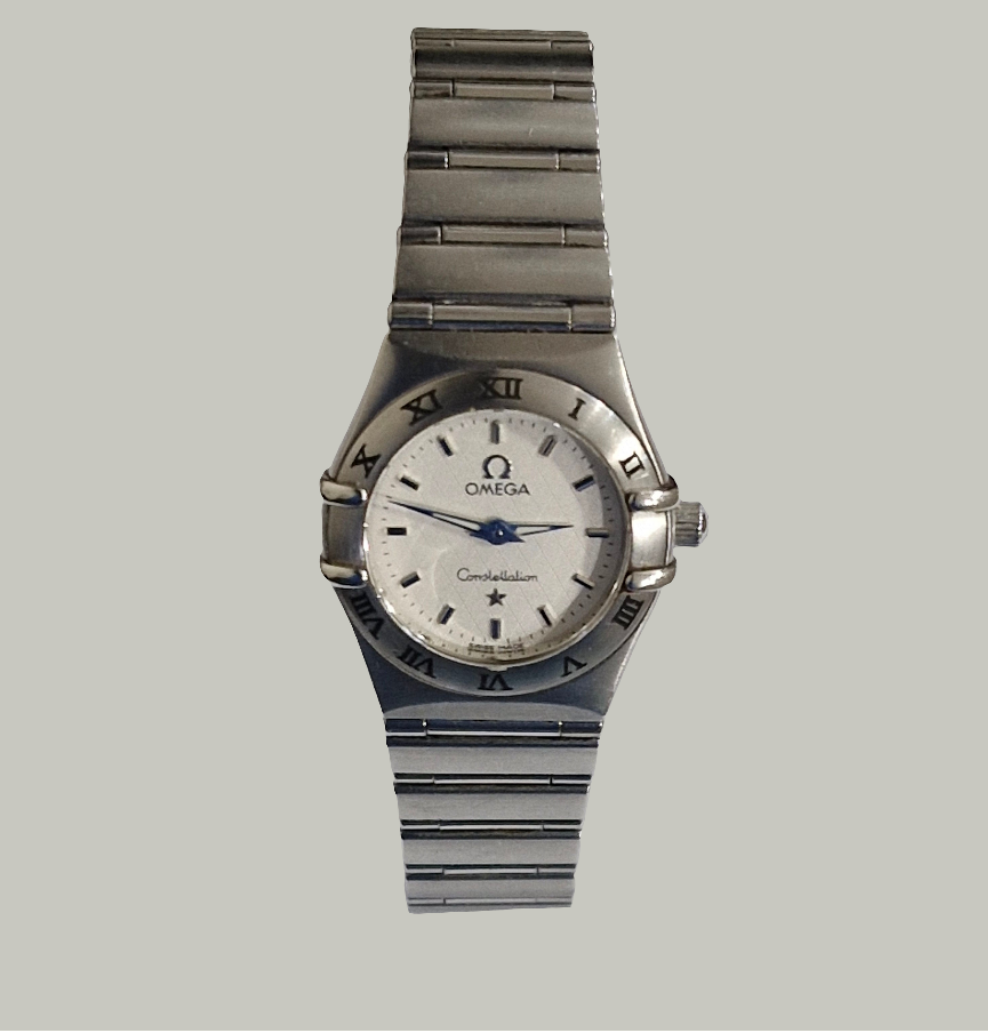Pre-owned Omega Constellation Quartz 26mm women's stainless steel watch with silver dial